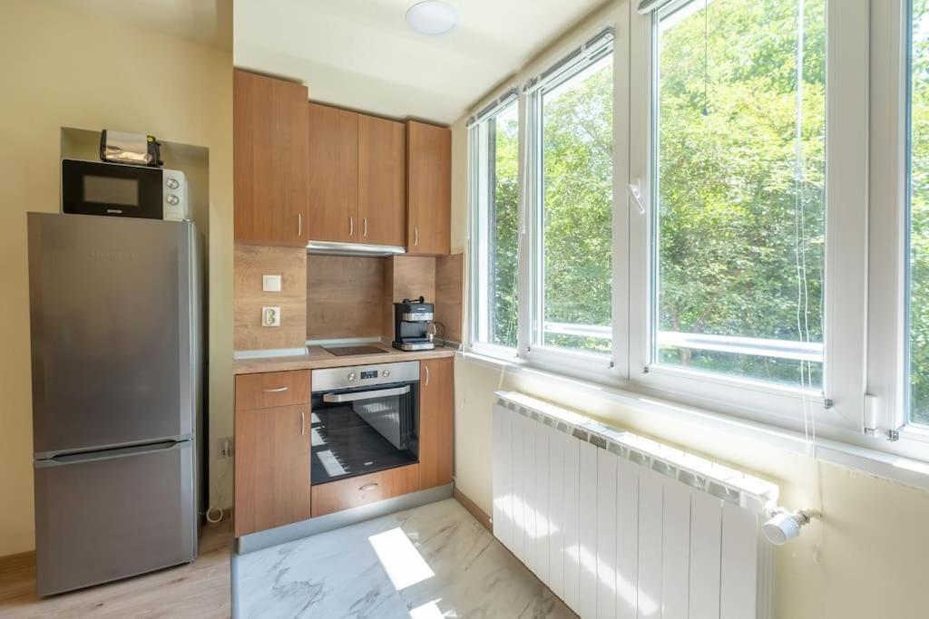 Top Location, Brand New 3 Bdrm Apt & Free Parking Sofía Exterior foto